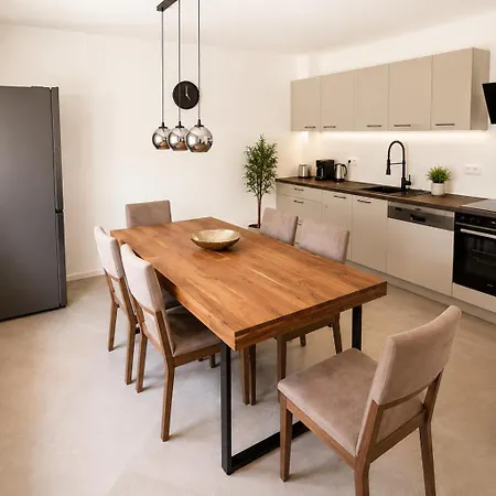 Apartman Rosenhoehe 3 *